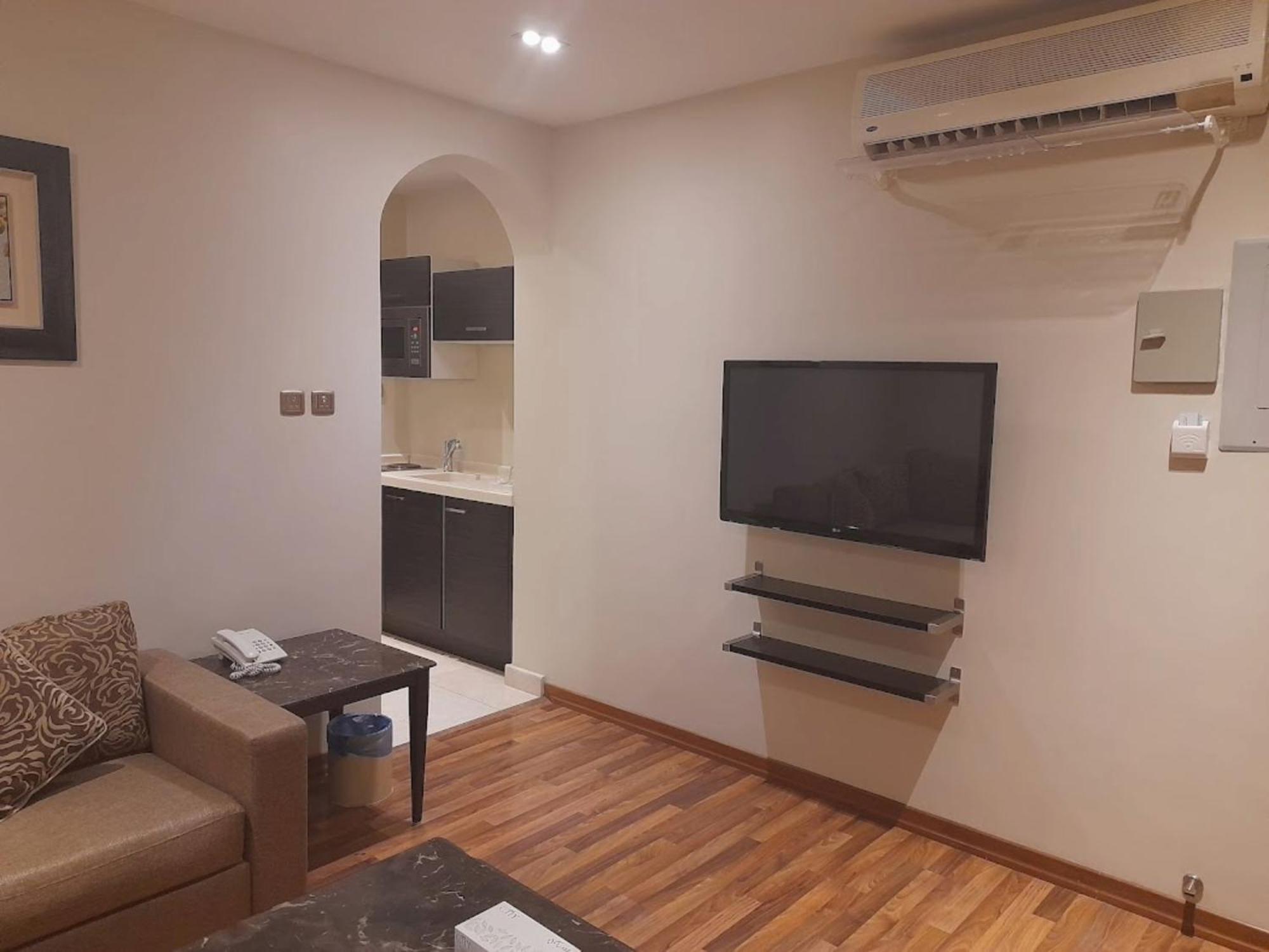 Aswar Hotel Suites アル・コバール エクステリア 写真