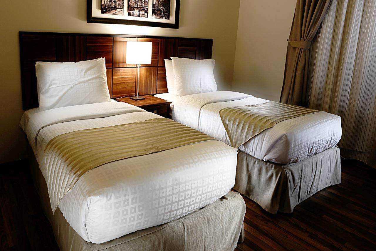 Aswar Hotel Suites アル・コバール エクステリア 写真