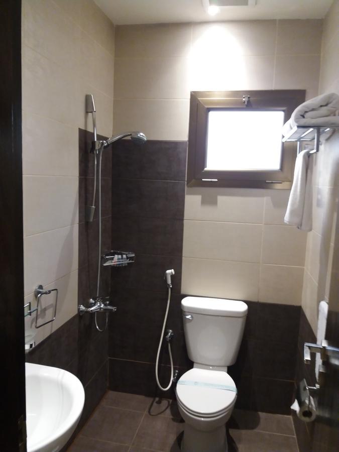 Aswar Hotel Suites アル・コバール エクステリア 写真